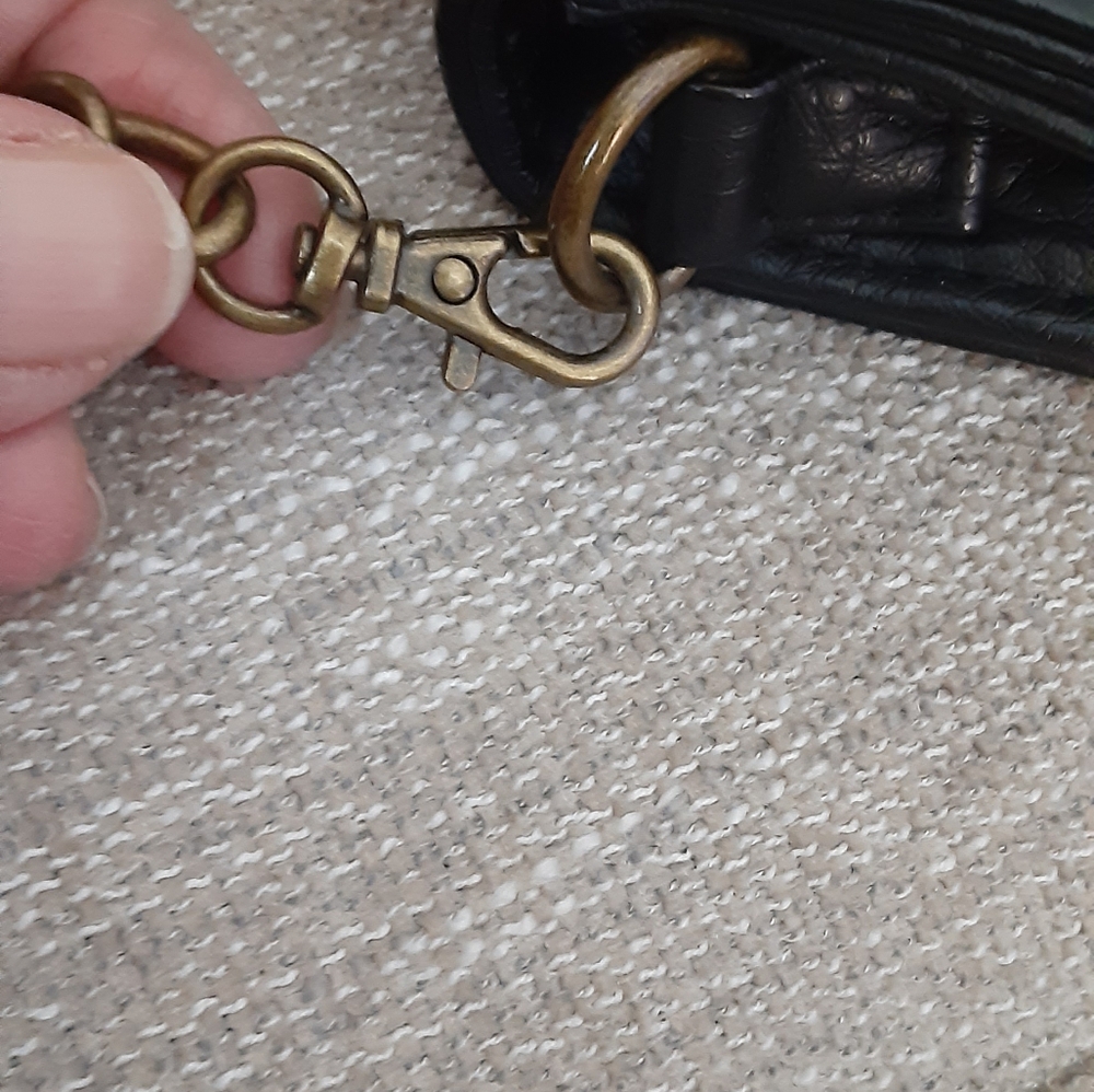 Vans Black pebbled Leather Crossbody Wallet, Clutch - Picture 8 of 10